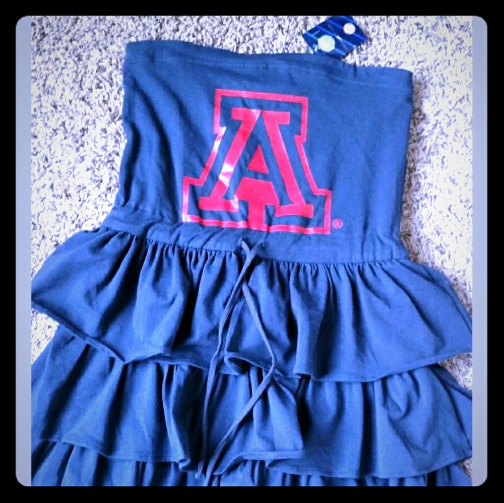 U of A short dress or tunic